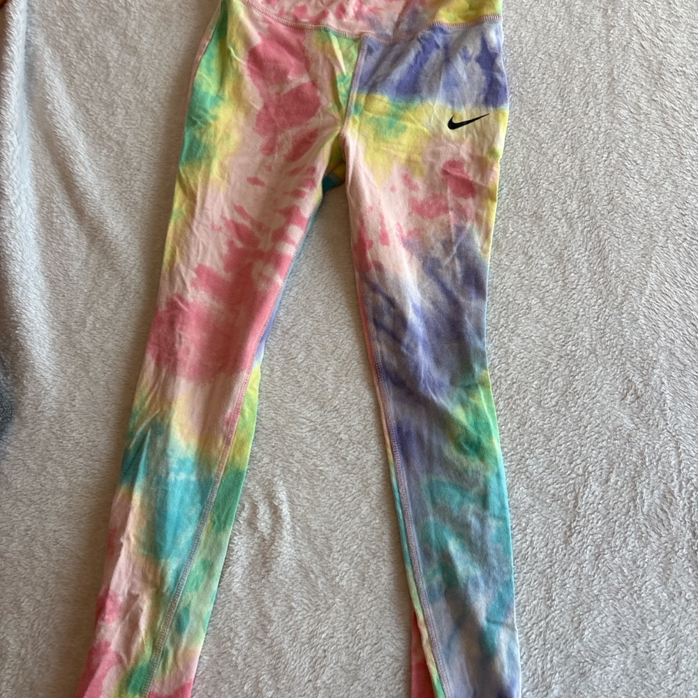 Nike Girls Tie Dye Leggings Size Small Multicolor Athletic Pants